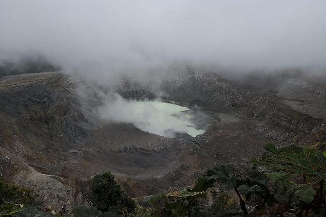 full-day-poas-volcano-coffee-tour-and-la-paz-waterfalls-from-san-jose
