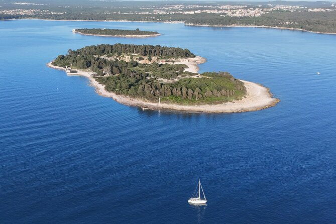 full-day-private-sailing-tour-in-pula