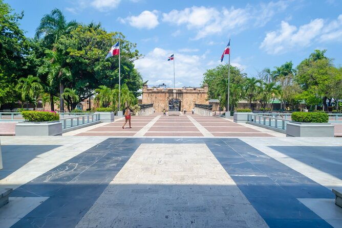 full-day-santo-domingo-city-tour-history-of-the-caribbean-from-punta-cana