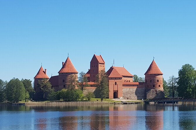 full-day-self-guided-trip-to-trakai-bicycle-rent-for-24-h-and-train-tickets