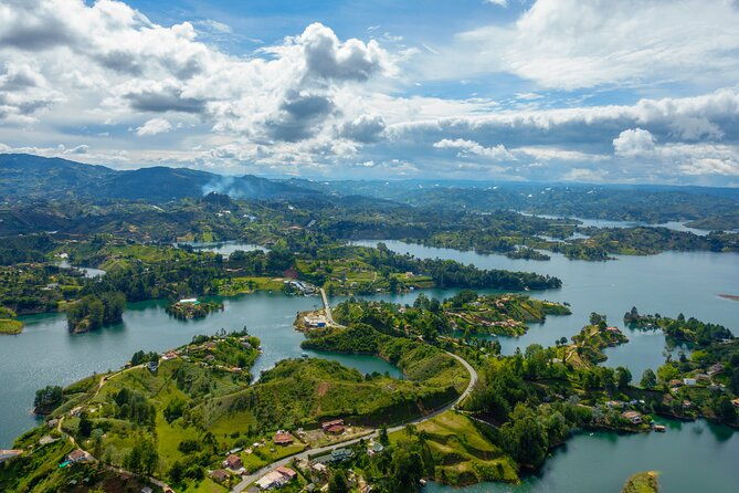 full-day-small-group-guatape-experience