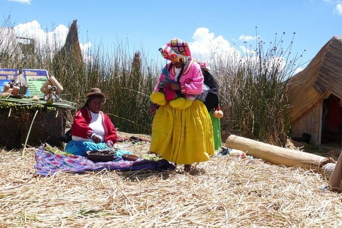 full-day-tour-of-uros-and-taquile-by-speedboat
