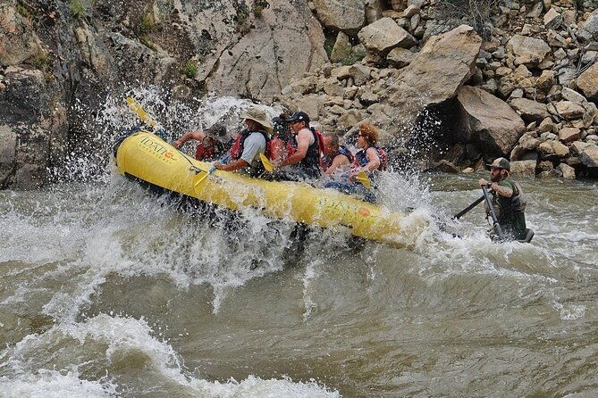 full-day-whitewater-rafting-tour-on-the-salmon-river
