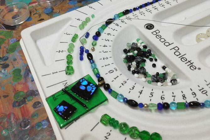 fused-glass-necklace-class-in-estes-park