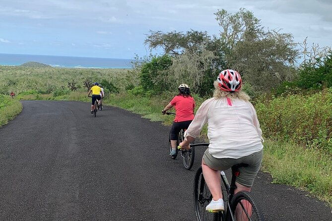 galapagos-route-by-electric-bike-reserve-the-chato