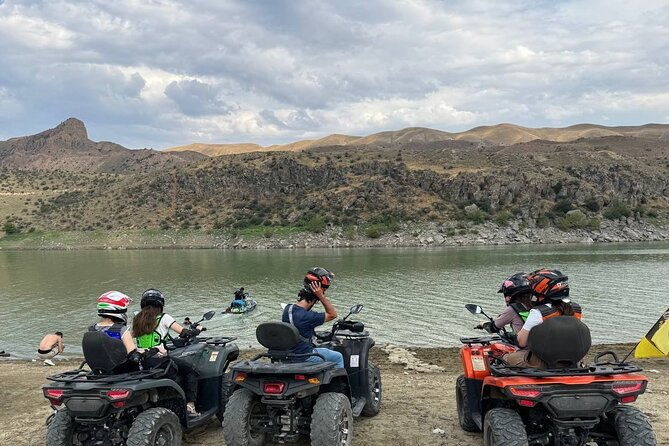 garni-gorge-and-azat-reservoir-off-road-tour-water-sports