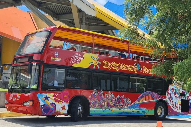 get-to-know-the-city-aboard-citysightseeing-panama