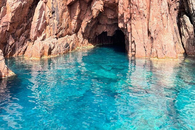 getaway-to-the-calanques-of-piana-de-cargese-in-a-small-group