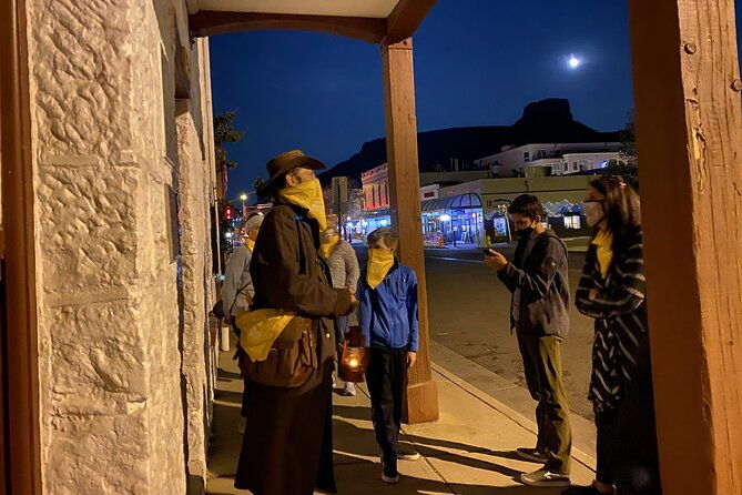 golden-ghosts-spirits-haunted-pub-crawl-2