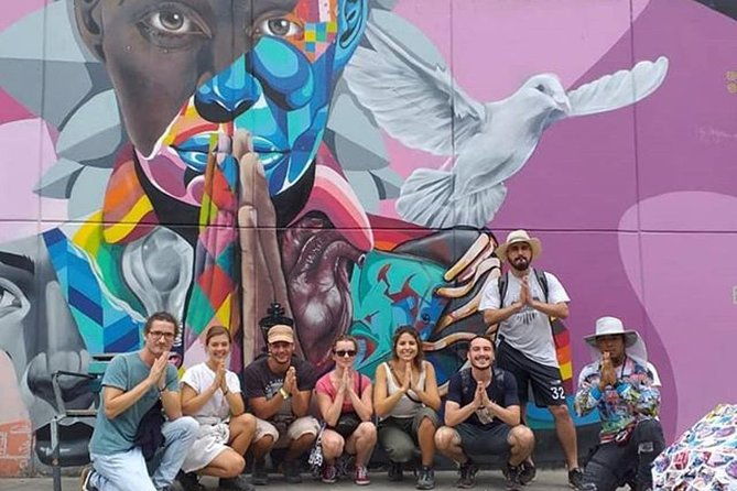 grafitour-comuna-13-more-than-a-tour-an-experience