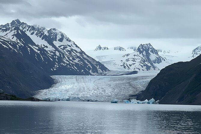 grewingk-glacier-hike-in-kachemak-bay-2