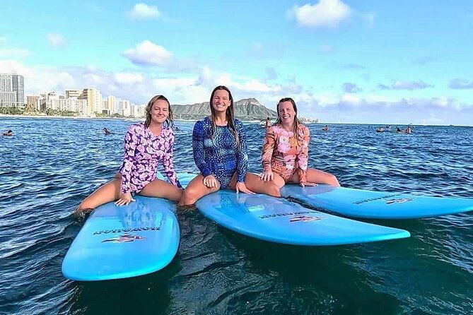 group-surf-lesson-with-videos-and-photos