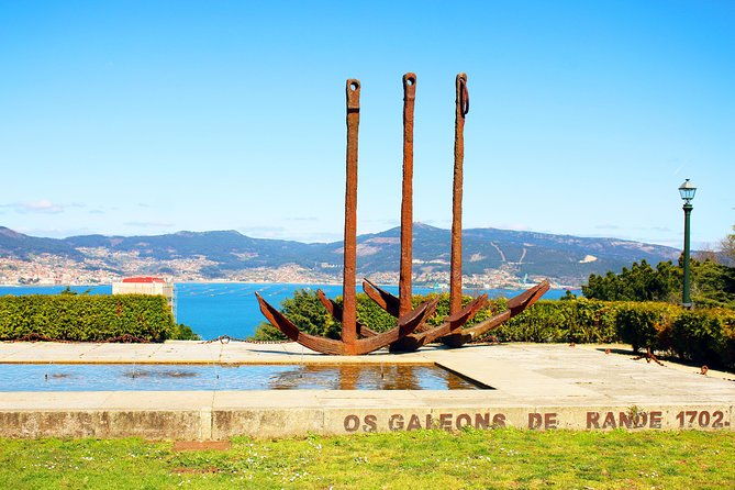 group-walking-tour-in-vigo