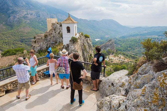 guadalest-and-algar-springs-guided-tour-from-alicante-2
