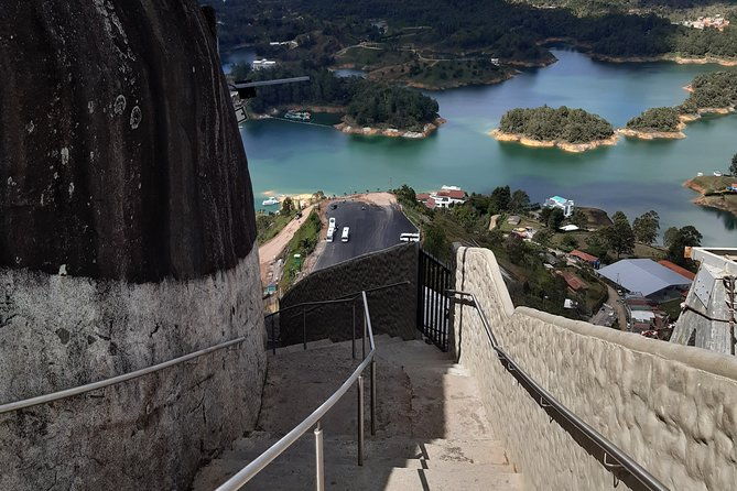 guatape-and-el-penol-rock-tour-private-or-shared