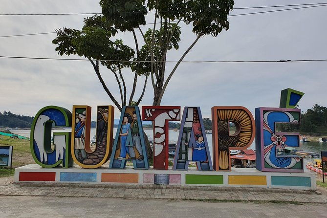 guatape-optional-paragliding-coffee-atv-boat-tour-from-medellin