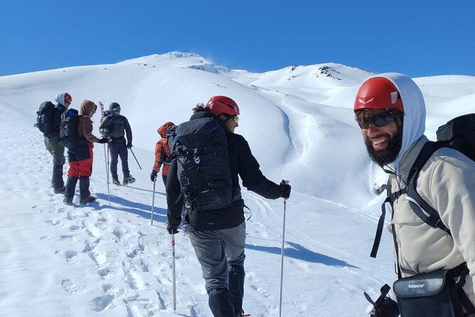 guided-ascent-to-the-quetrupillan-volcano-from-pucon