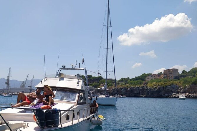 guided-day-by-boat-from-palermo