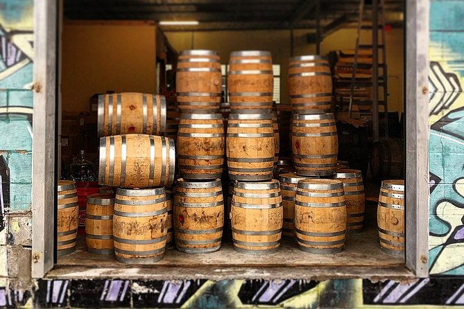 guided-distillery-tour-rum-tasting