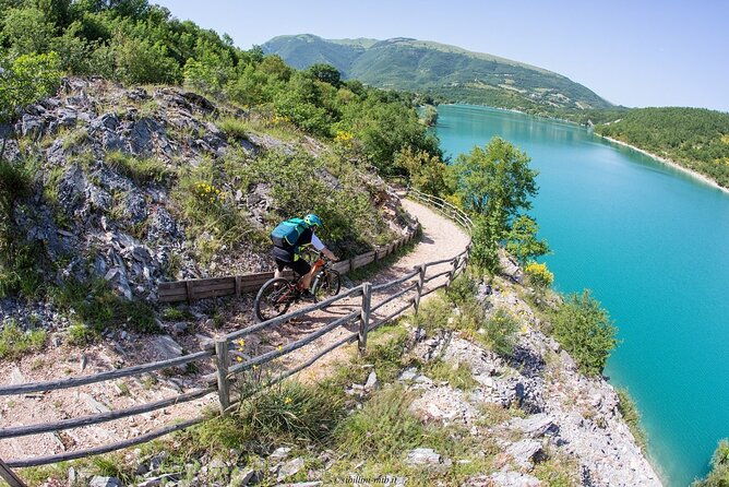 guided-ebike-tour-of-lake-fiastra