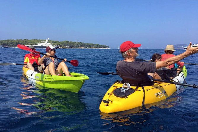 guided-kayaking-tour-to-pakleni-islands-2