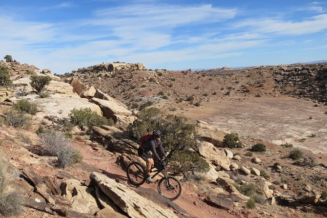 guided-mountain-bike-tour-intermediate-north-klondike-12-16-mi