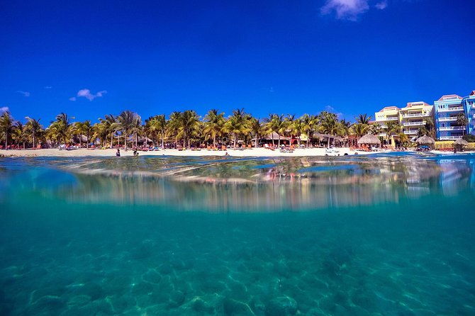 guided-shore-dive-for-certified-divers-at-the-wall-blue-bay-curacao