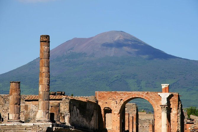 guided-tour-of-the-archaeological-excavations-of-pompeii