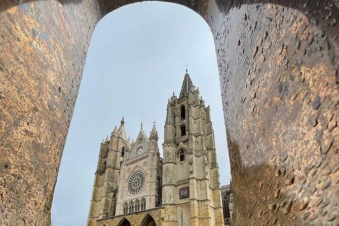 guided-tour-of-the-cathedral-of-leon