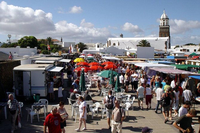 guided-tour-visit-to-teguise-street-market