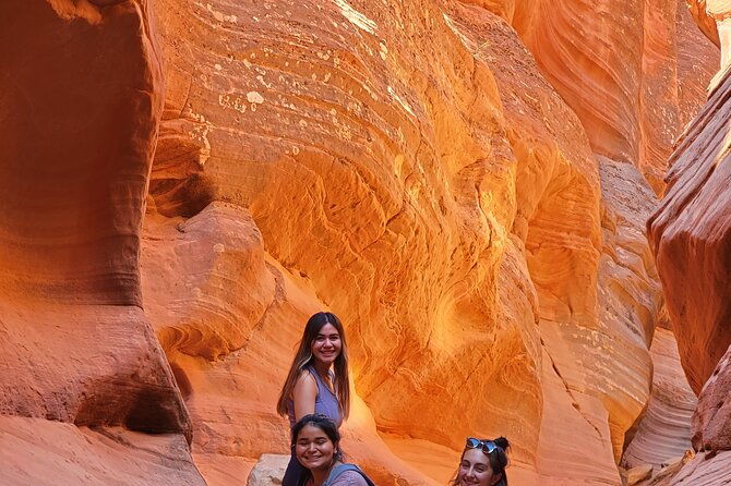 guided-tours-in-southern-utahs-slot-canyons-indian-ruins-and-national-parks-2