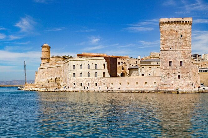 guided-walking-tour-in-marseille