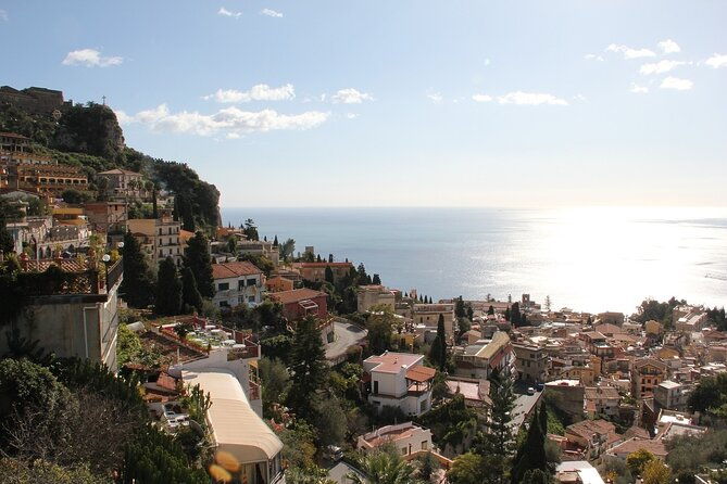 guided-walking-tour-in-taormina