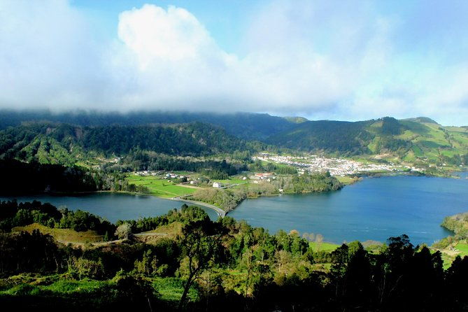 half-day-4x4-tour-to-lagoa-das-sete-cidades