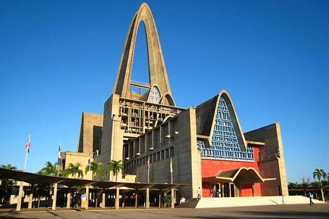 half-day-city-tour-cultural-from-punta-cana-for-small-group