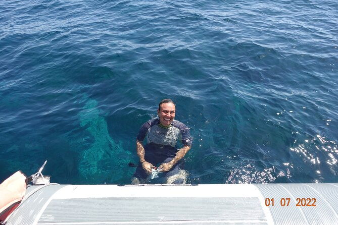 half-day-of-snorkeling-and-a-swim-on-elba-island