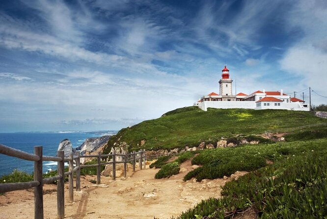 half-day-tour-in-cascais-sintra-with-brunch-and-wine-tasting-2