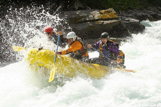 half-day-two-canyon-six-mile-creek-whitewater-rafting-2