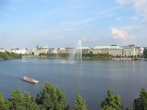 hamburgs-historical-highlights-a-self-guided-audio-tour