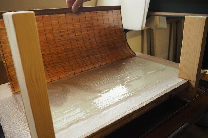 handmade-japanese-paper-experience-in-yoshino-nara