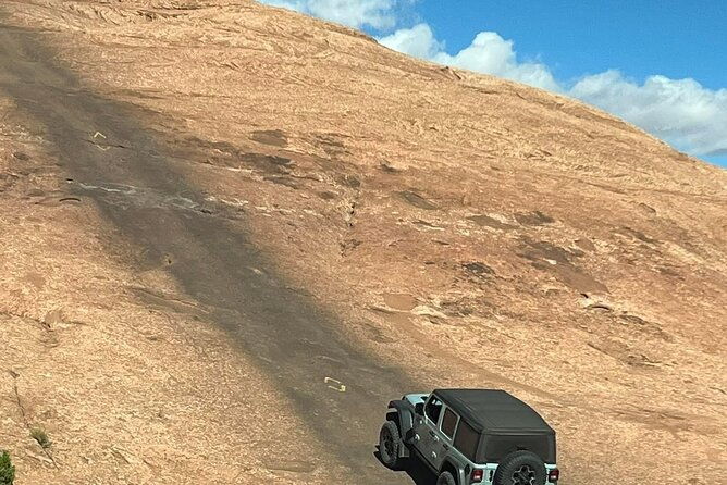 hells-revenge-private-4x4-guided-jeep-experience-in-moab