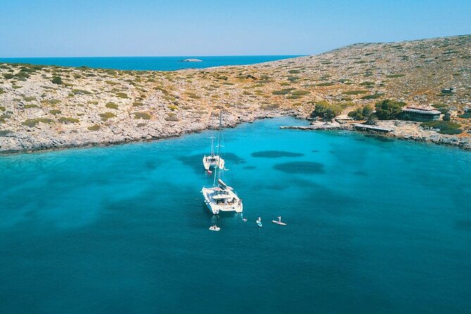 heraklion-catamaran-cruise-to-dia-sunset-dinner-drinks
