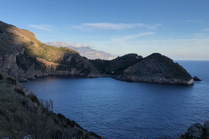hiking-experience-sorrento-coast-punta-campanella-capri-view