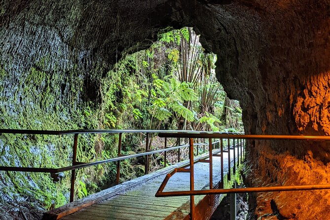 hilo-6-hour-private-tour-volcanoes-np-rainbow-falls-and-more