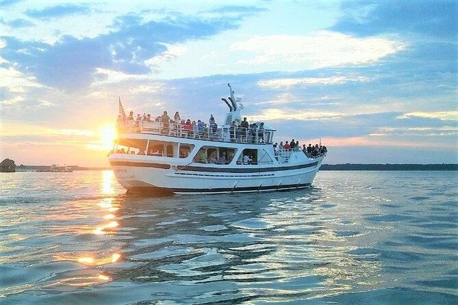 hilton-head-sunset-dolphin-watching-cruise