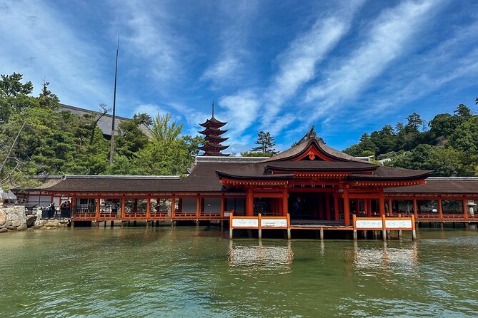 hiroshima-and-miyajima-day-trip-with-itsukushima-shrine-ferry