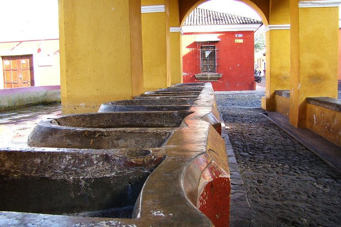 historical-and-cultural-walking-tour-of-antigua-guatemala