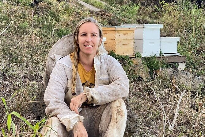 honey-bee-adventure-at-the-maui-honey-bee-sanctuary