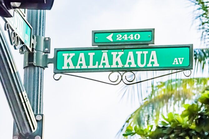 honolulus-waikiki-self-guided-walking-audio-tour