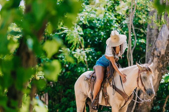 horseback-riding-adventure-in-punta-cana